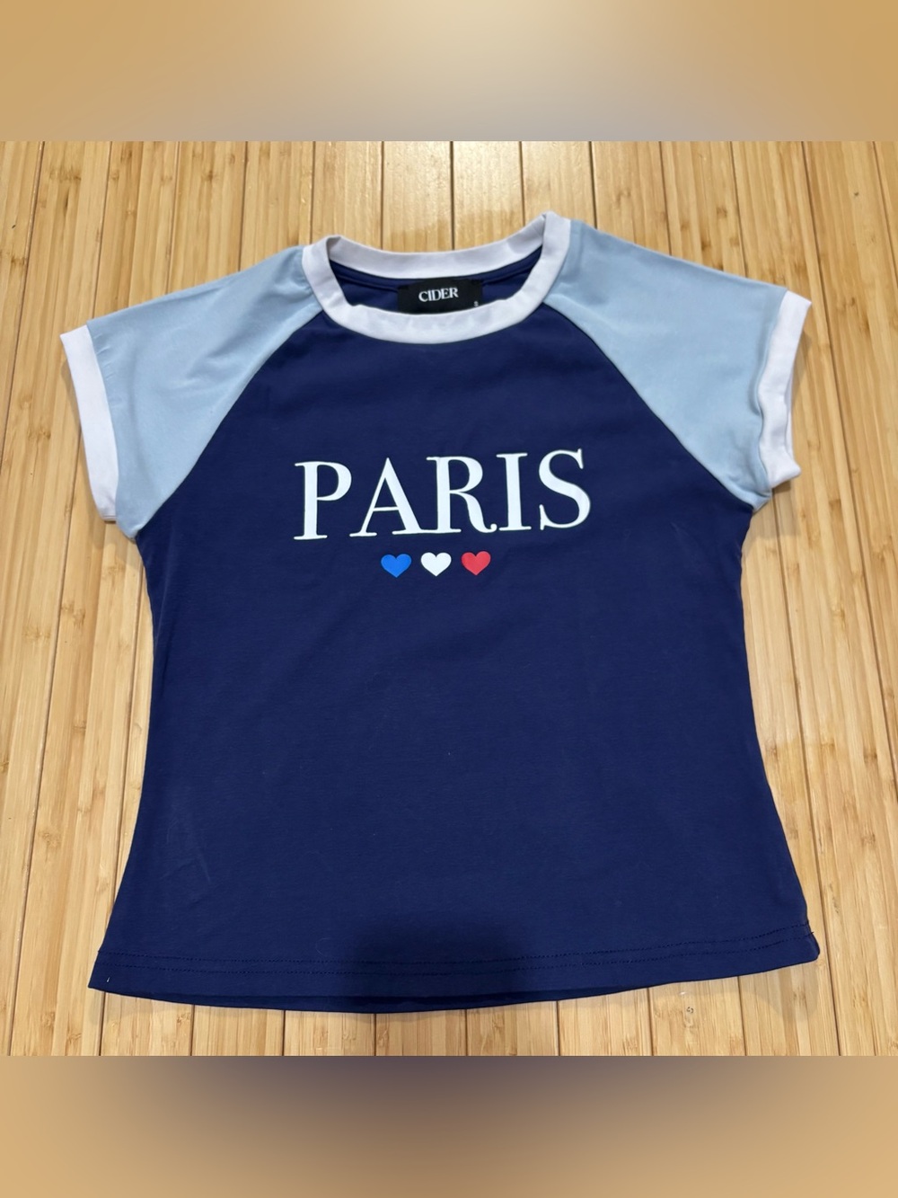 Women’s graphic Paris tee shirt. Size S.